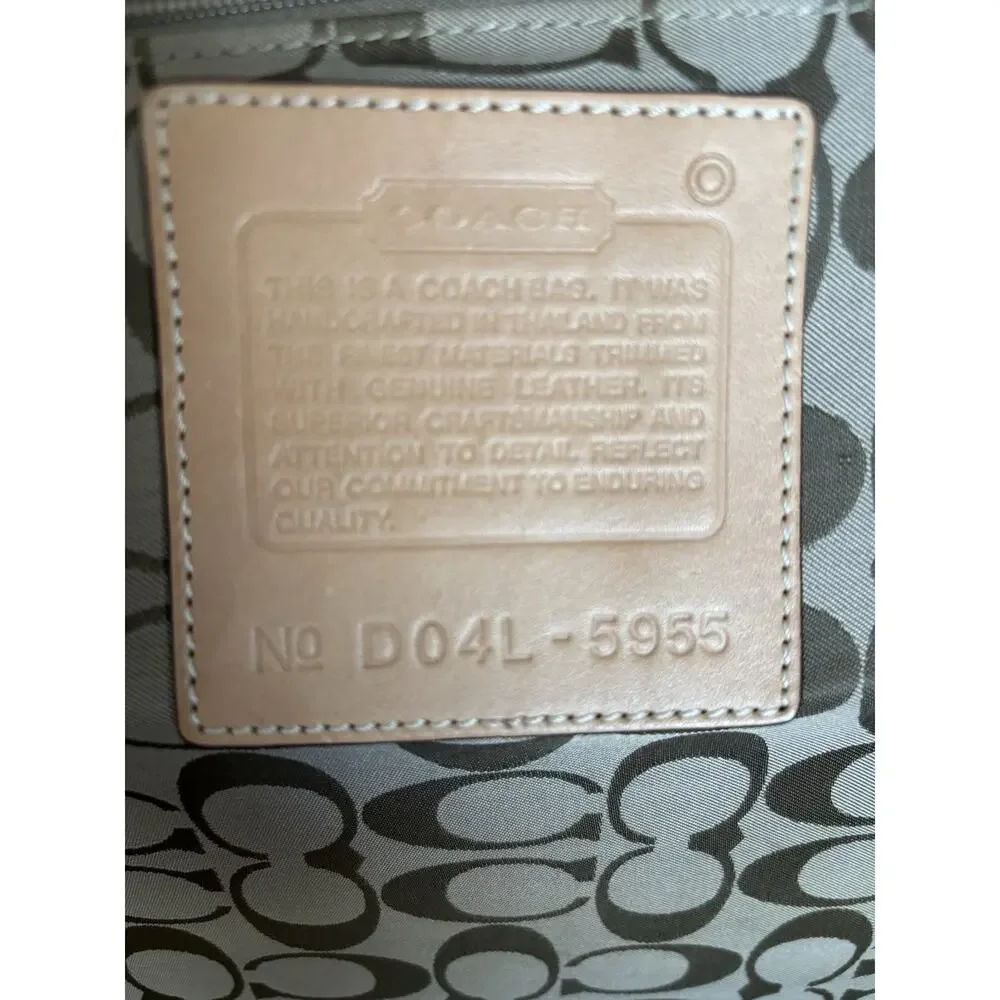Coach 22